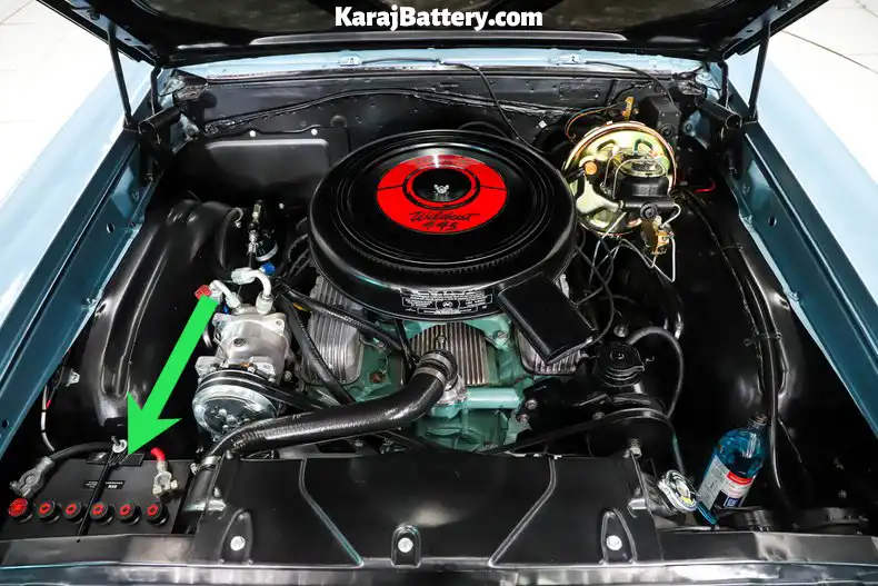 محل قرارگیری باتری بیوک اسکای لارک کوپه - کرج باتری